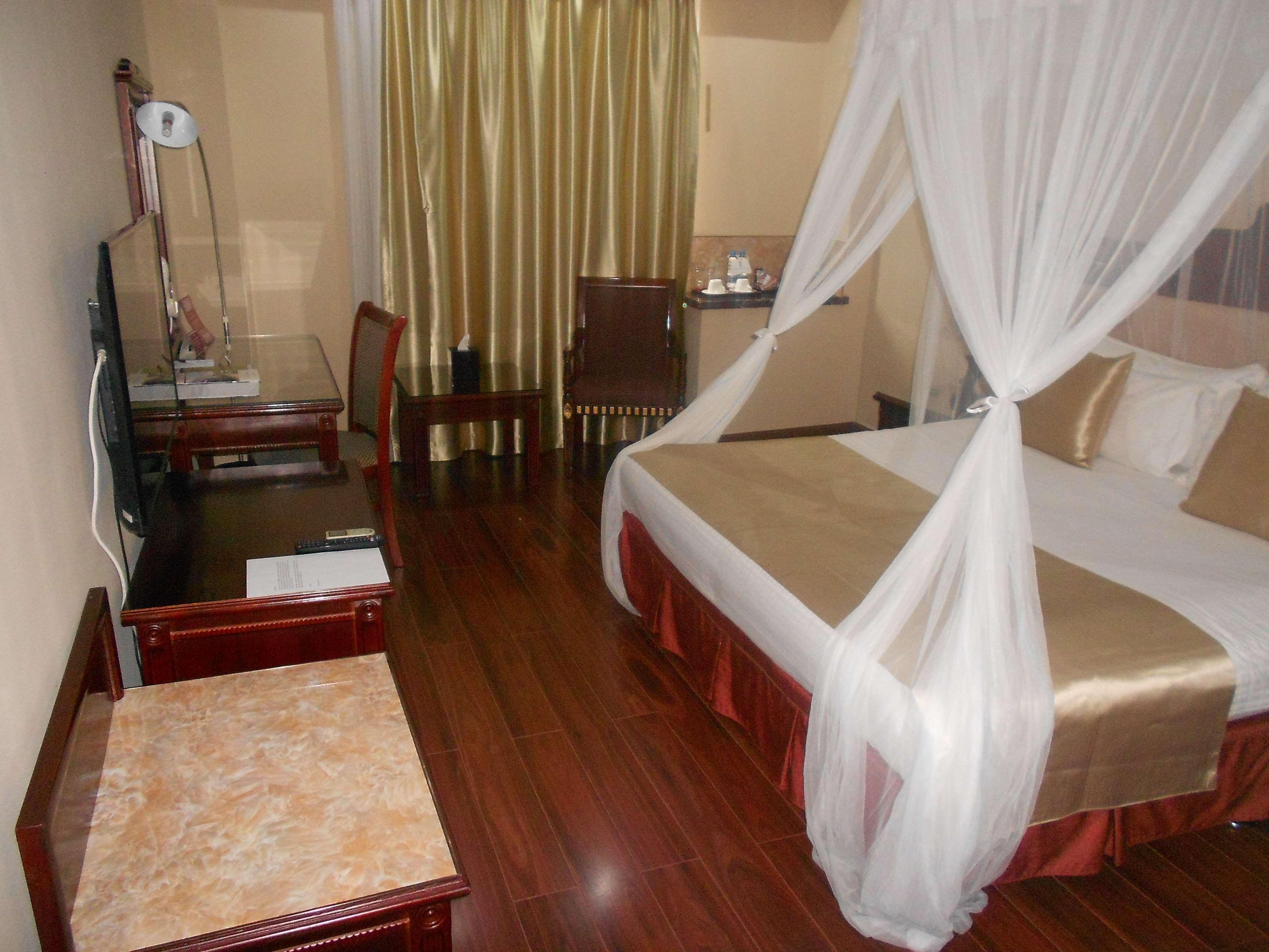 Best Western Plus Paramount Hotel Lusaka Ngoại thất bức ảnh
