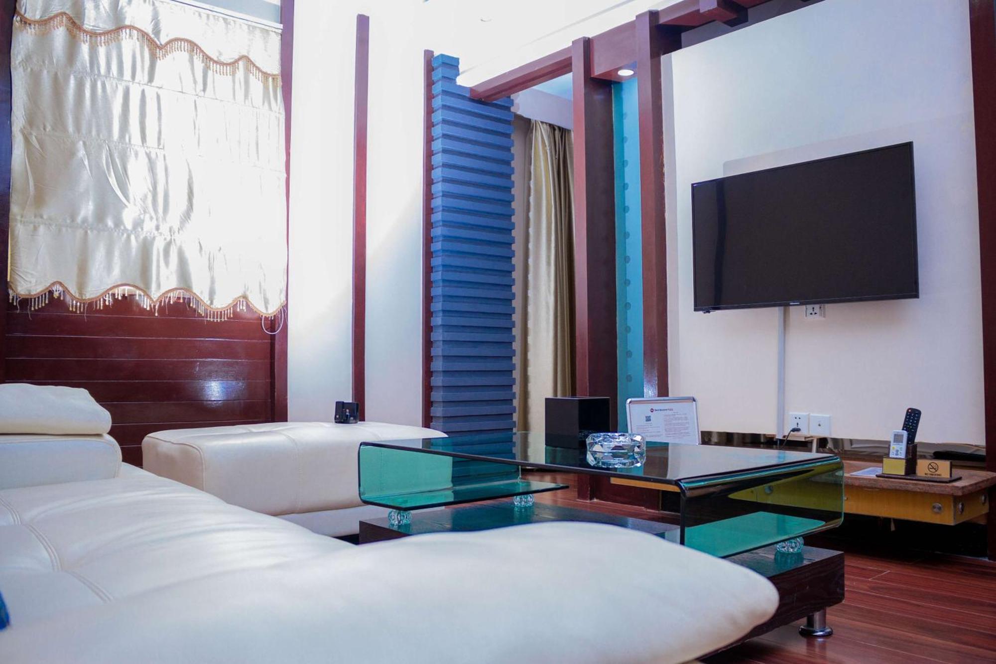 Best Western Plus Paramount Hotel Lusaka Ngoại thất bức ảnh