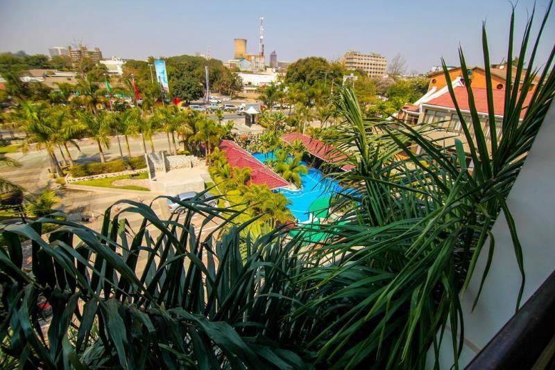 Best Western Plus Paramount Hotel Lusaka Ngoại thất bức ảnh